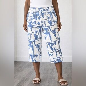 Vintage Liz Claiborne Navy and Cream Patterned Capris